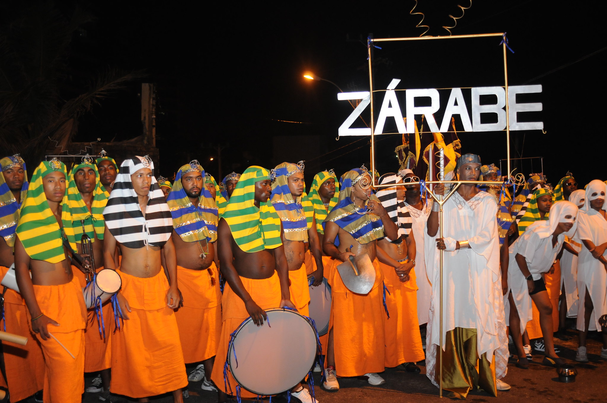 Carlinhos Brown prepara performance histórica dos ZÁRABE para a abertura do LALATA – II Festival Internacional de Percussão 